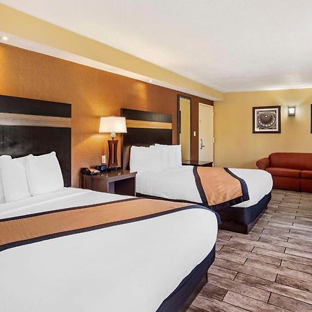 Best Western Plus Newark Airport West Exterior foto