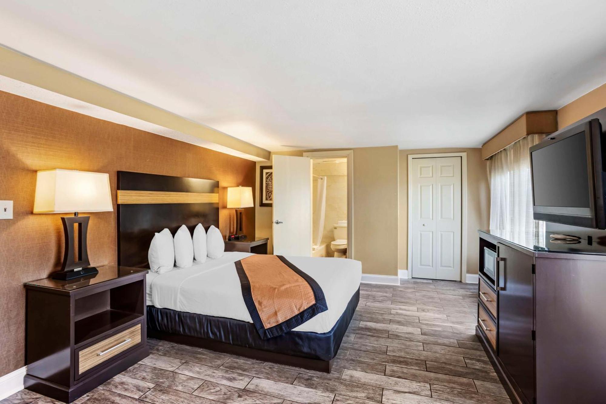 Best Western Plus Newark Airport West Exterior foto
