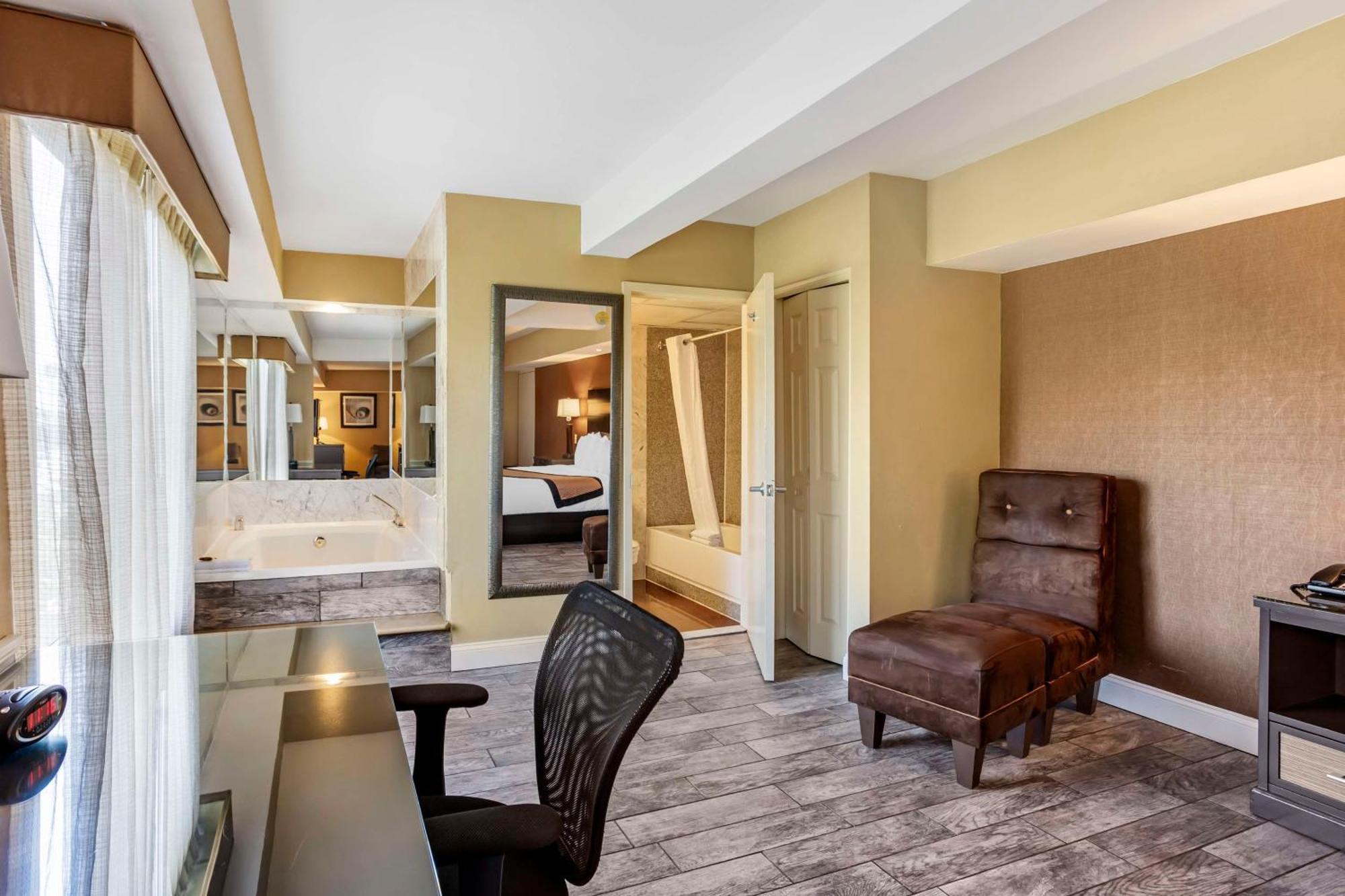 Best Western Plus Newark Airport West Exterior foto
